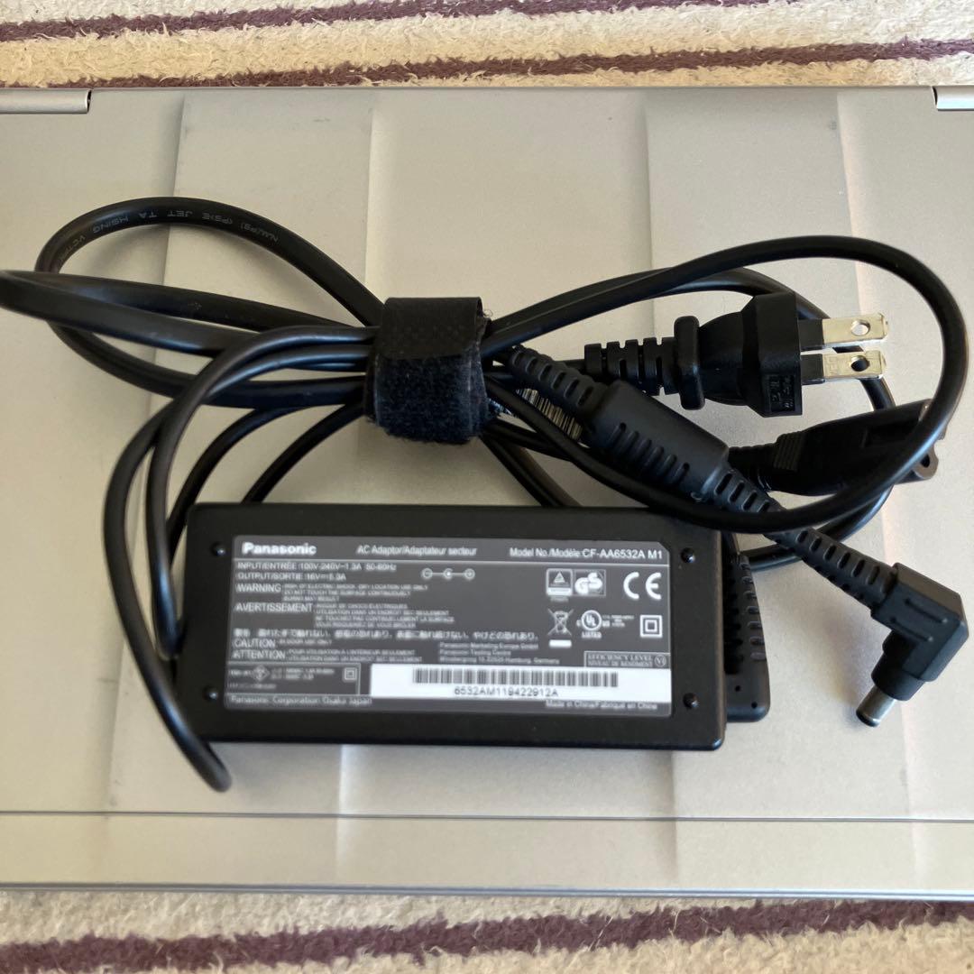 Panasonic Let's note CF-SV8 中古品