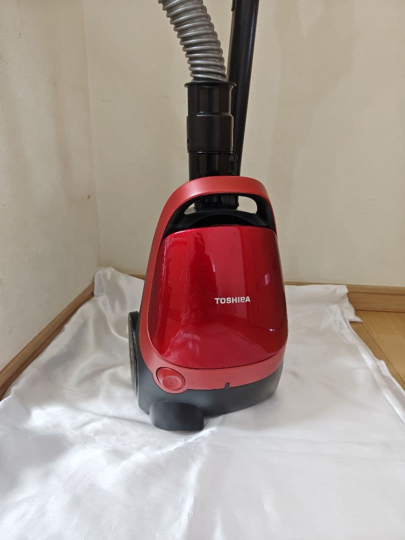 東芝　紙パッククリーナー　2023年製 エコモード　小型軽量　VC‐9L9(R)