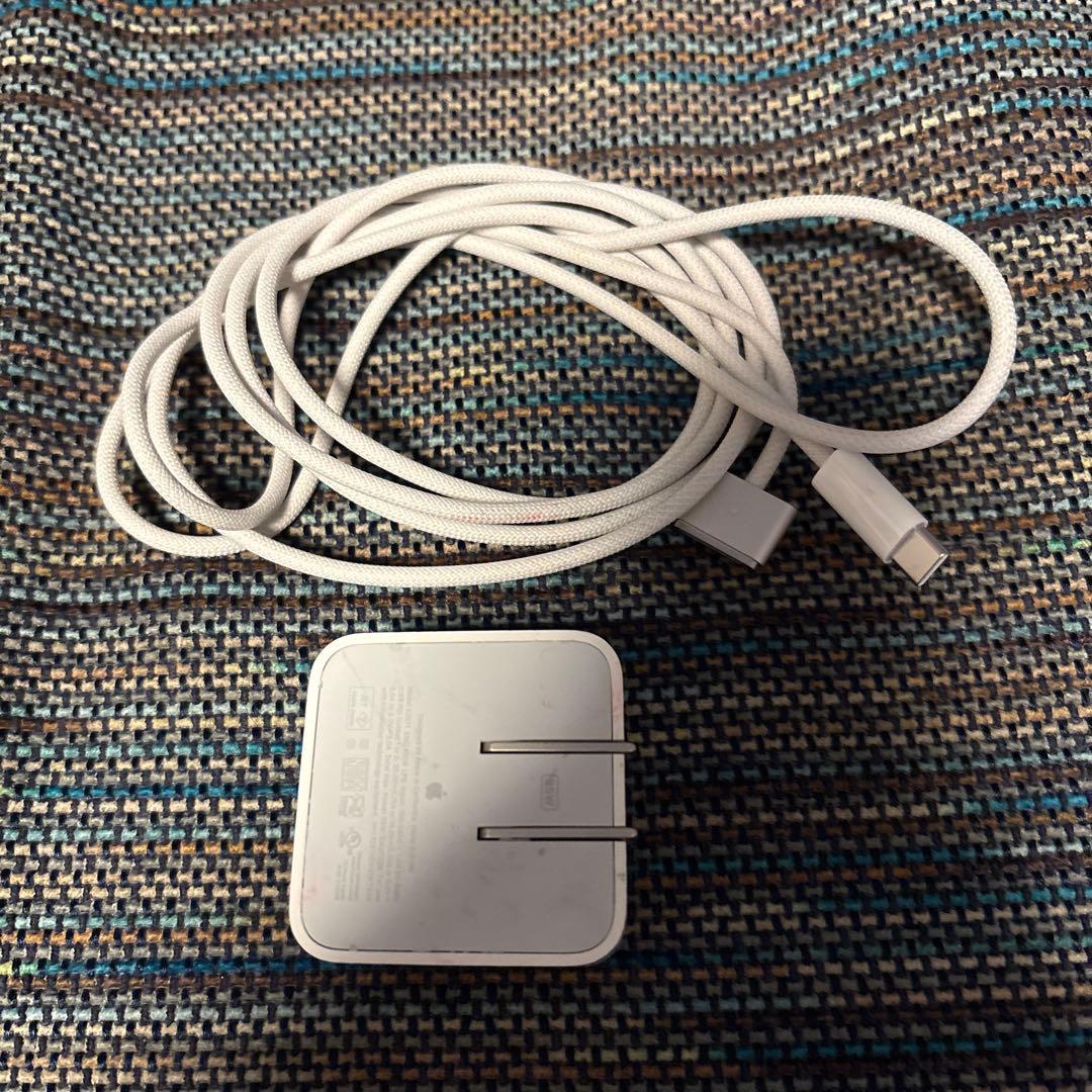 MacBook Air M2 美品　スターライト　数回使用　　512GB