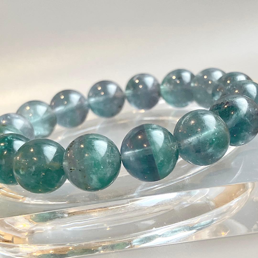 不思議夜明けカラー♡パイライトインフローライト 大玉ブレスレット①