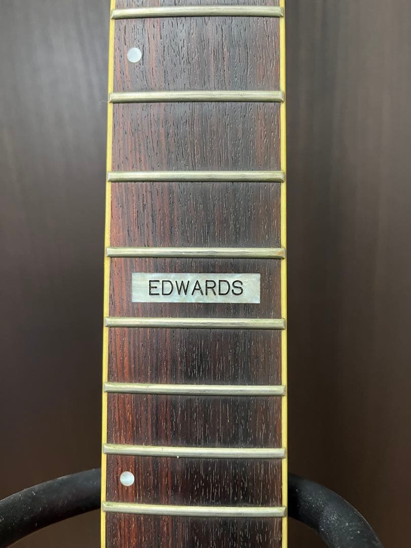 EDWARDS V型 千聖モデル　エレキギター