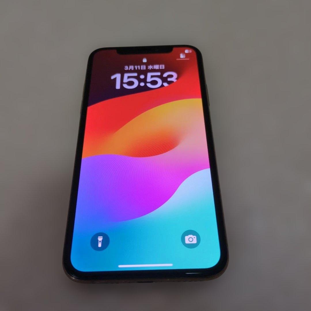 Apple iPhone Xs 64GB SIMフリー
