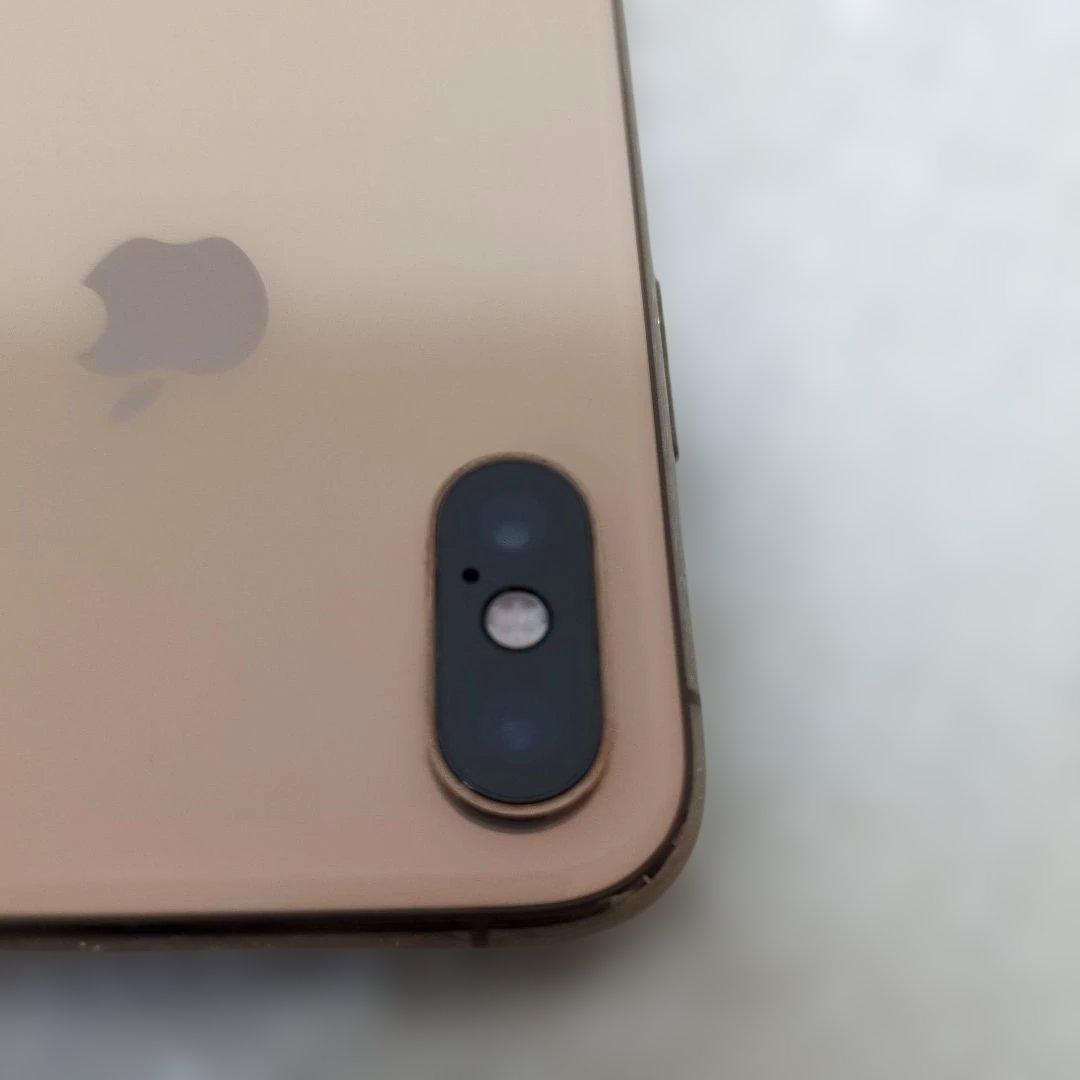 Apple iPhone Xs 64GB SIMフリー