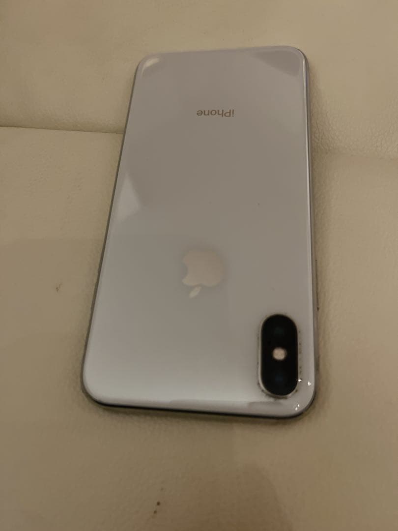 【iPhoneX】 たっぷり256GB 白系シルバー