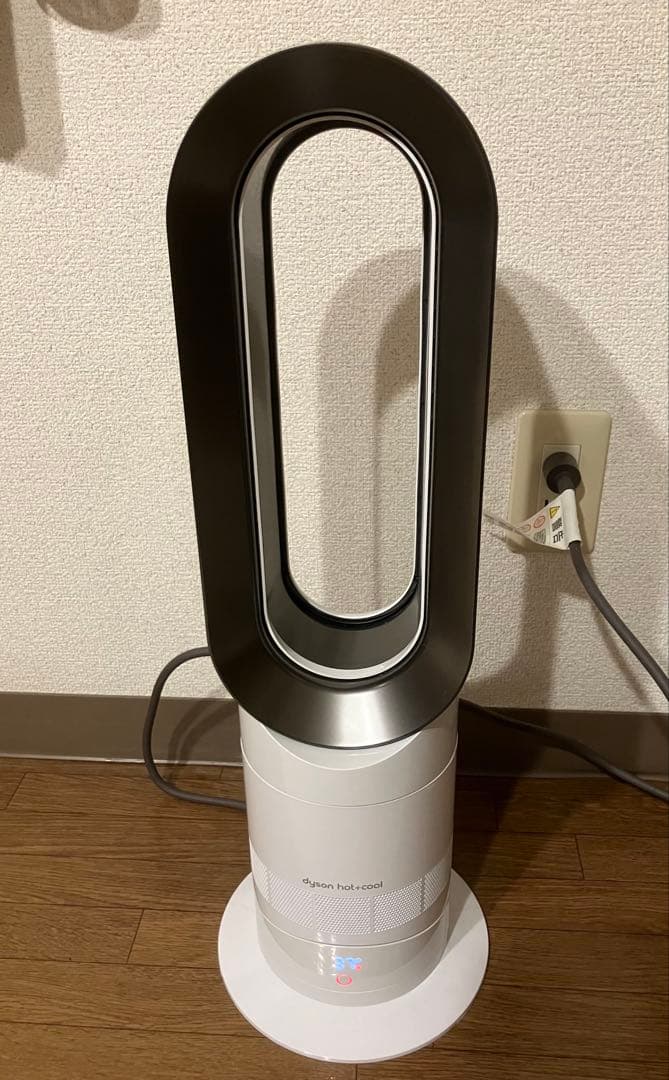 2022年製　Dyson hot+cool セラミックファンヒーター 扇風機