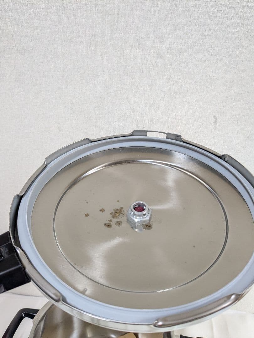 【未使用】 ドイツ製 WMF 圧力鍋 5L