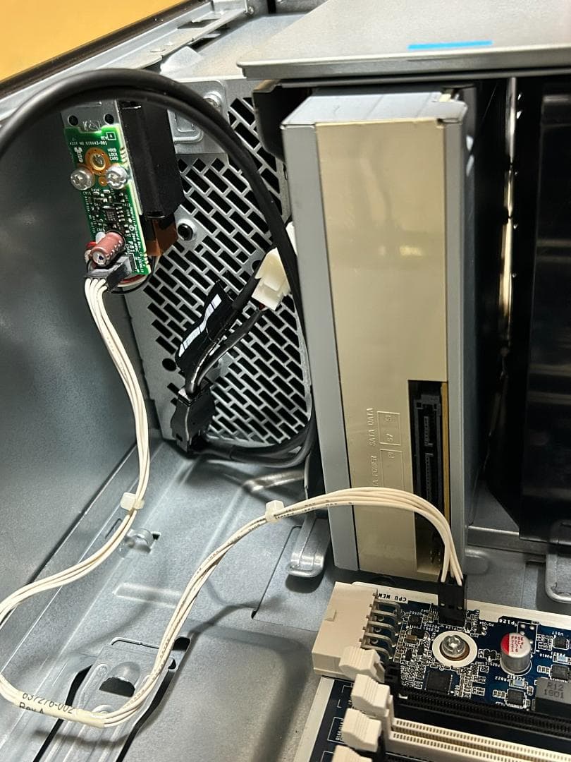 【ジャンク】 Workstation Z4G4