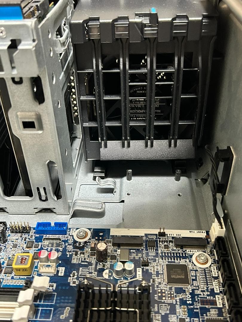 【ジャンク】 Workstation Z4G4