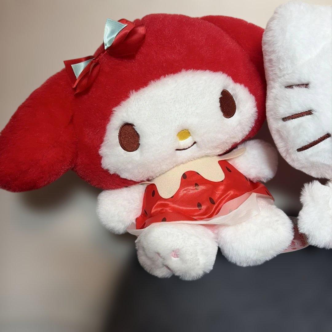 新品未使用　サンリオ　いちごみるくメルトマスコット　キティ　マイメロ　ピアノ