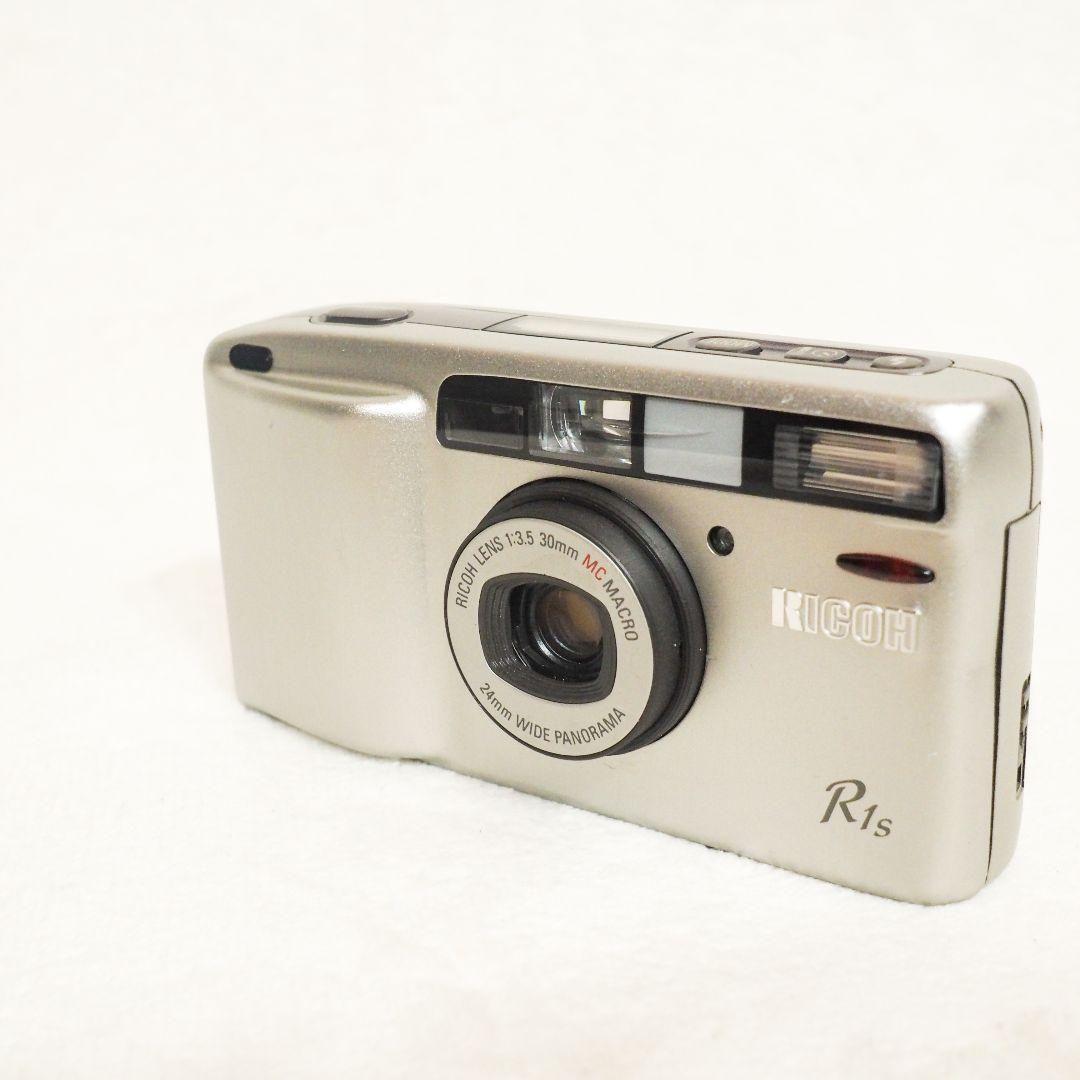 希少 完動 リコー Ricoh シルバーのRICOH R1s
