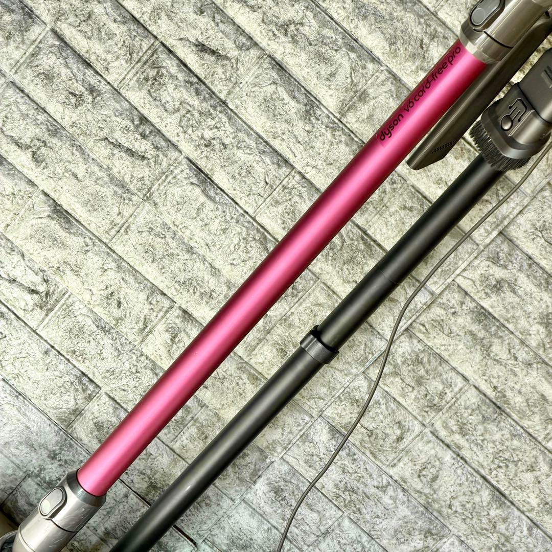 Dyson V6モーターヘッド SV07 新品バッテリー・スタンドセット