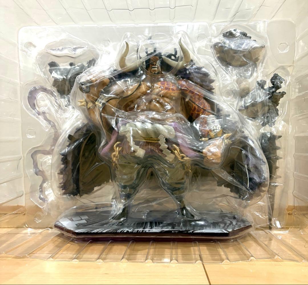 ワンピース　フィギュアーツzero カイドウ　フィギュア輸送箱付