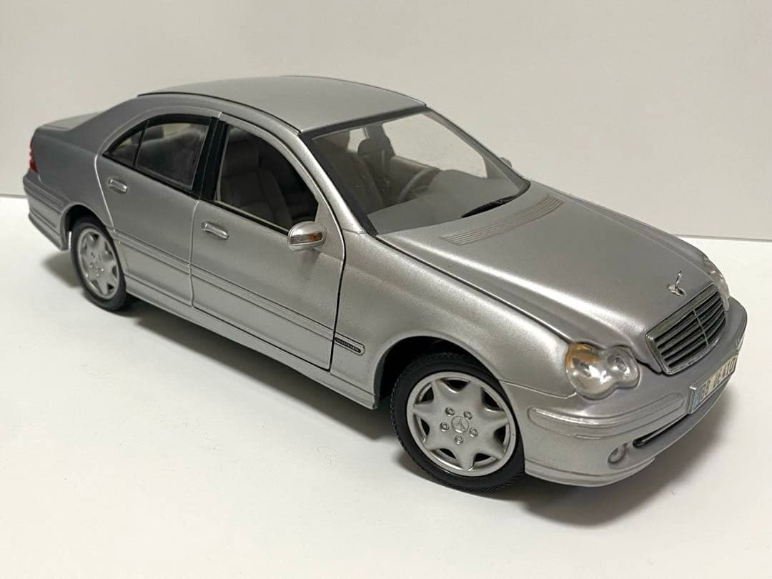 レア！美品1/18 ベンツ　C200 アヴァンギャルド　AMG シルバー　最安値