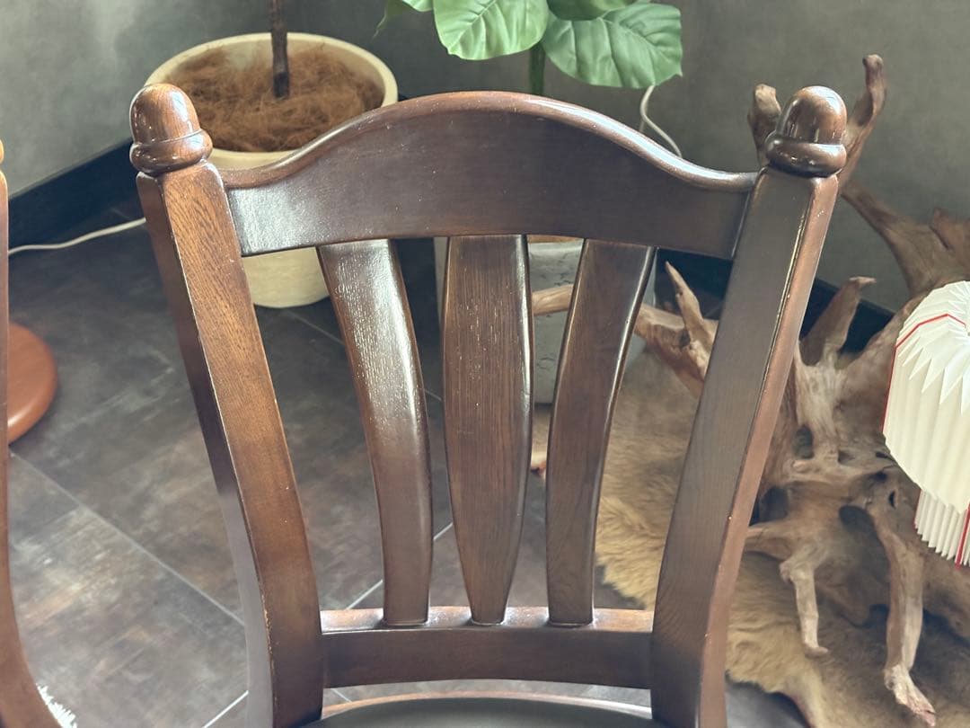 ① Hikari 　レトロ　アンティーク　ヴィンテージ　スポークチェア　　nZ