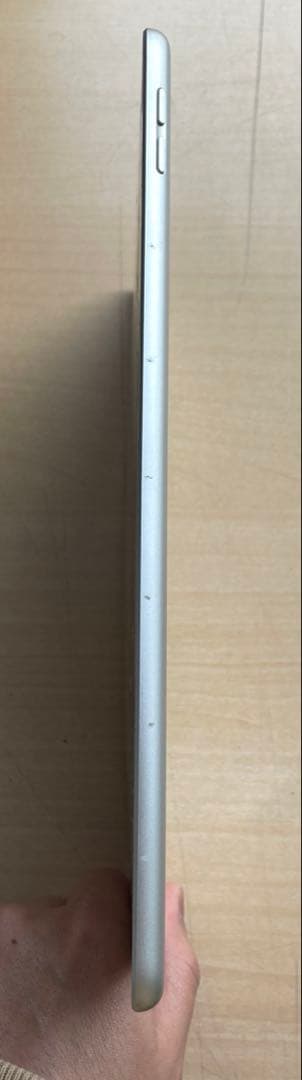iPad 第8世代　A2270　Wi-Fiモデル　シルバー　32GB ジャンク品