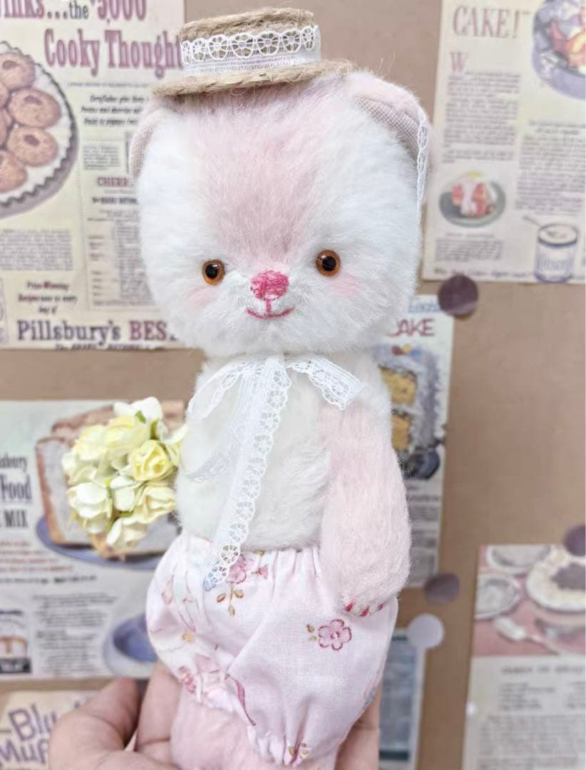 ピンクホワイトのくまちゃん アーティストベア テディベア 海外作家様 ぬいぐるみ