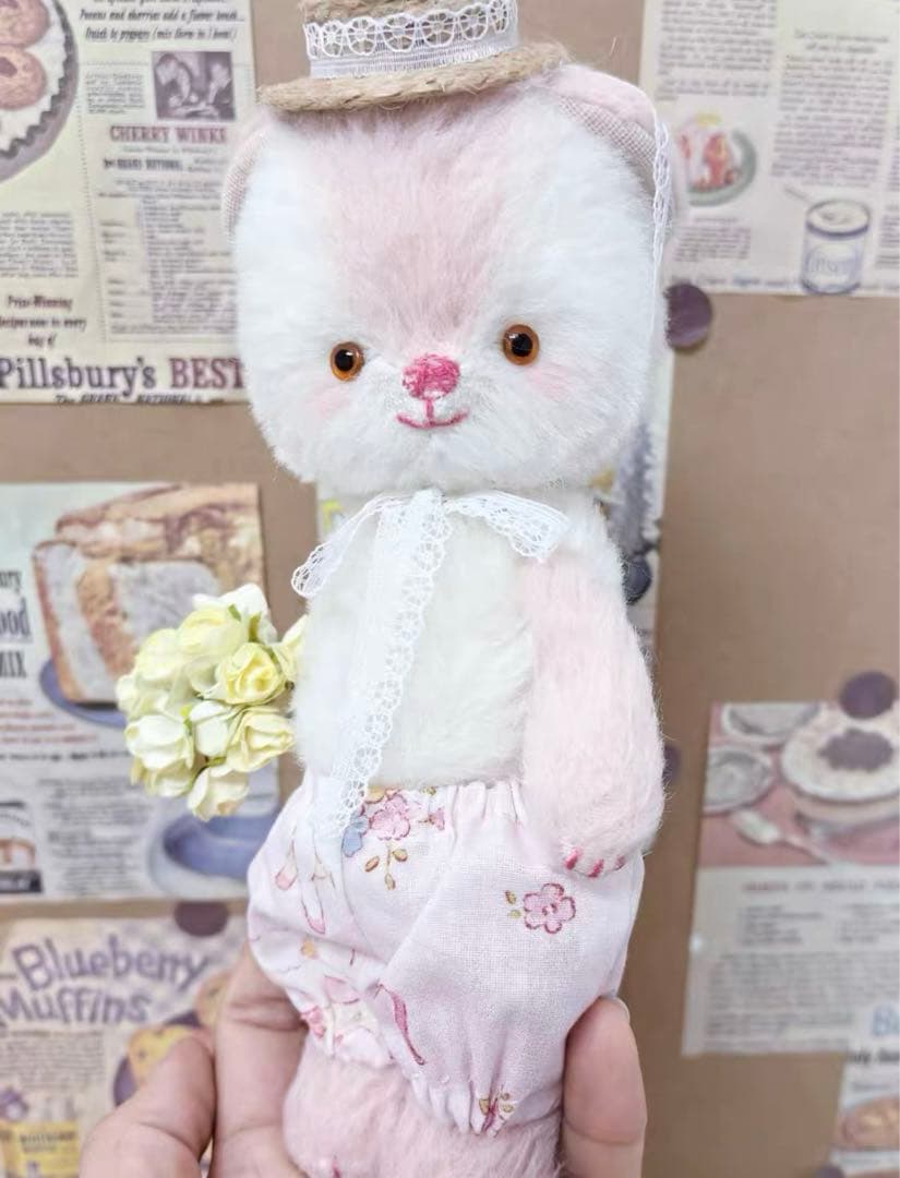 ピンクホワイトのくまちゃん アーティストベア テディベア 海外作家様 ぬいぐるみ