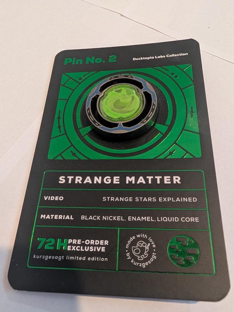 Strange Matter Pin No. 2 限定版 Kurzgesagt