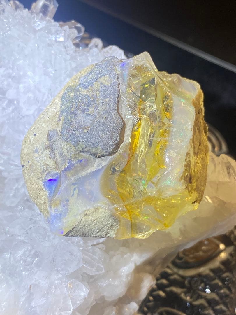 【100CT】特大エチオピア産オパール 原石 （37×39×16mm）写真加工無