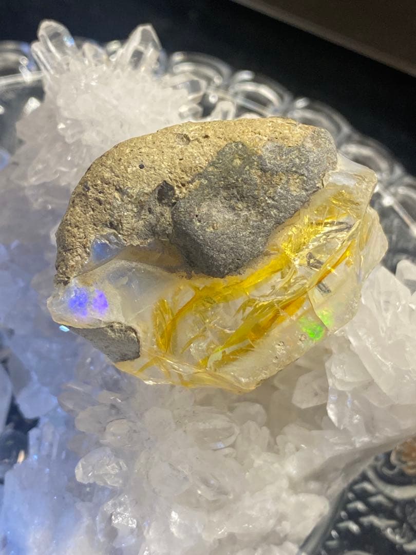 【100CT】特大エチオピア産オパール 原石 （37×39×16mm）写真加工無