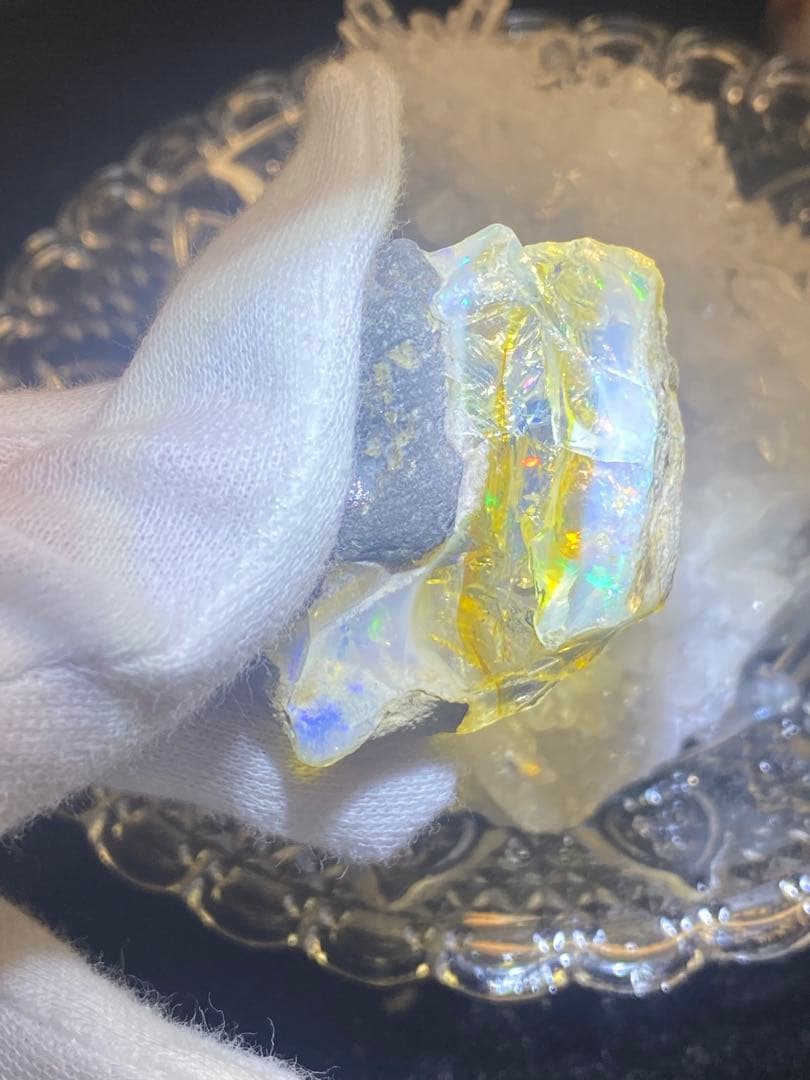 【100CT】特大エチオピア産オパール 原石 （37×39×16mm）写真加工無