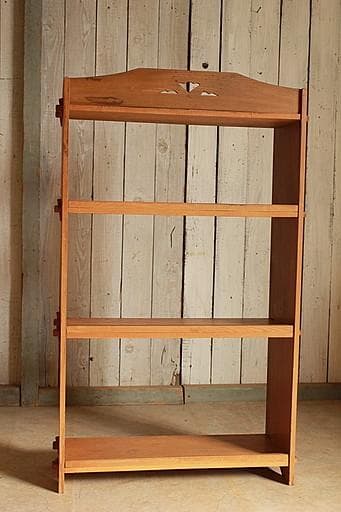 古い小ぶりな木製の収納棚　4段　本棚　食器棚　オープンラック　古家具　古道具