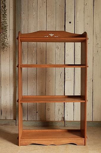 古い小ぶりな木製の収納棚　4段　本棚　食器棚　オープンラック　古家具　古道具