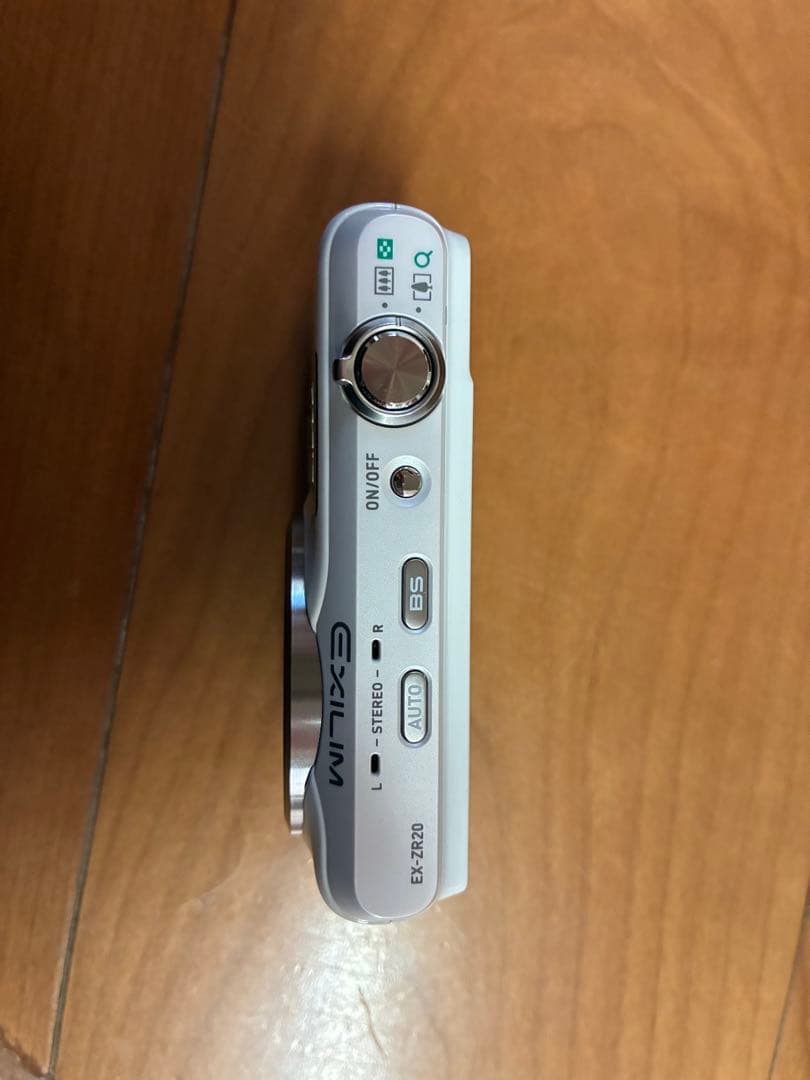 【SDカード付き】CASIO HIGH SPEED EXILIM EX-ZR20