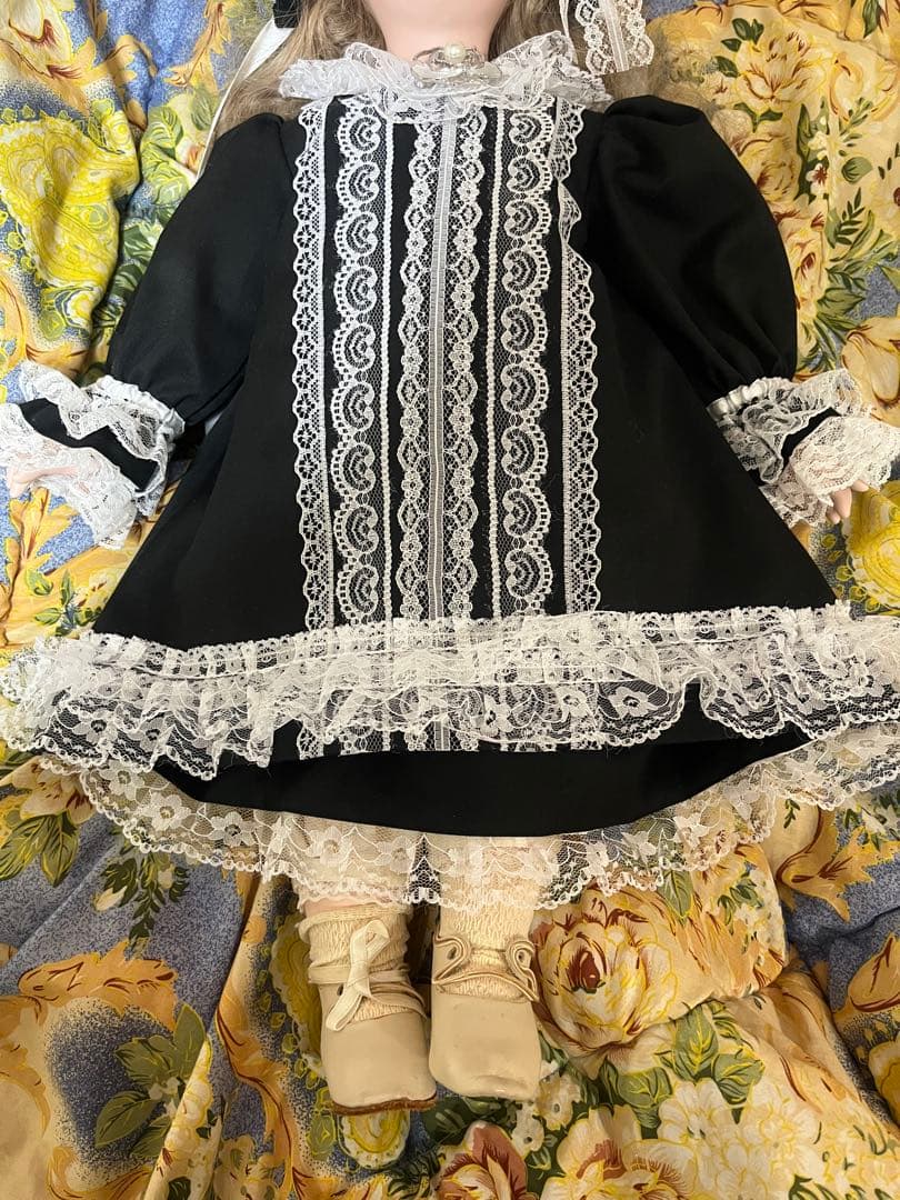 ビスクドール58センチ用ドレスお衣装白✖️黒②ジュモーブリュにも