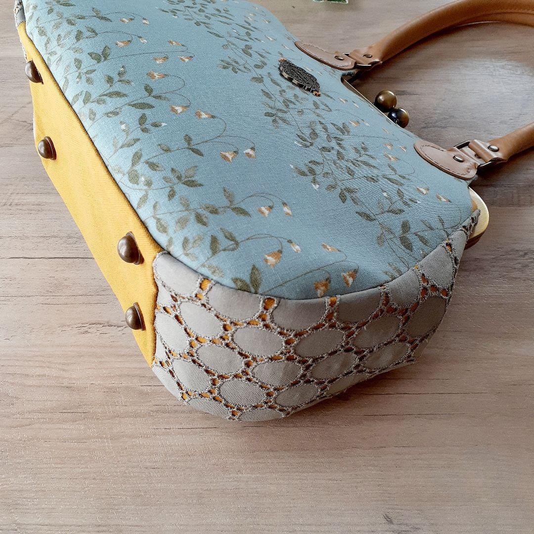 ハンドメイド完成品『スズランがま口バッグ』