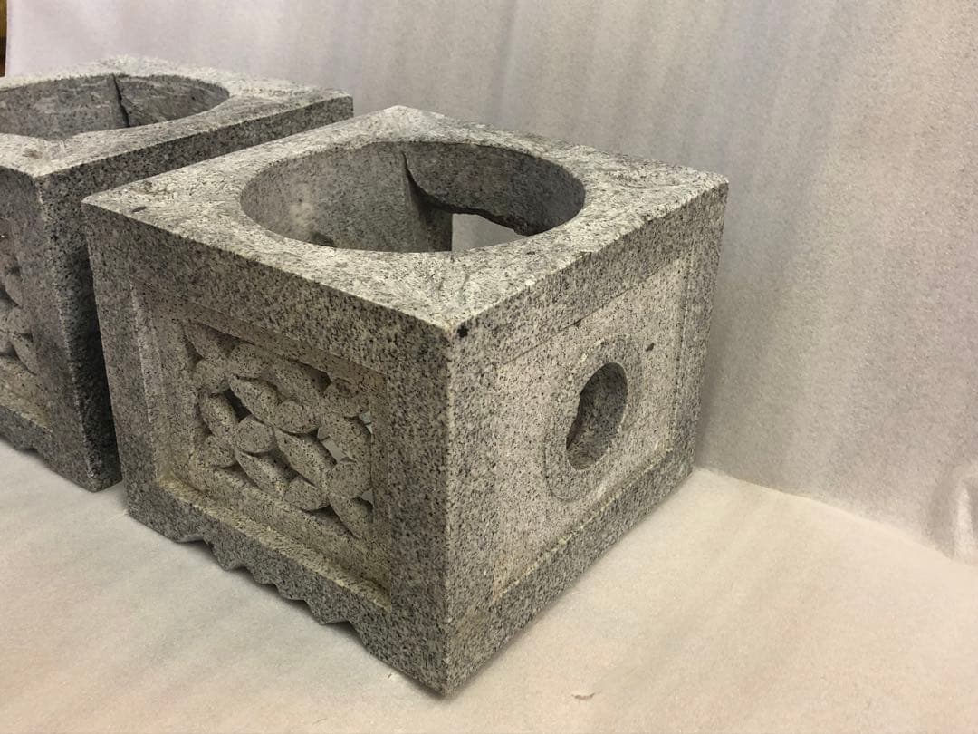 【石灯籠 火袋 一個】 透かし彫り 庭園灯 部品 ガーデニング