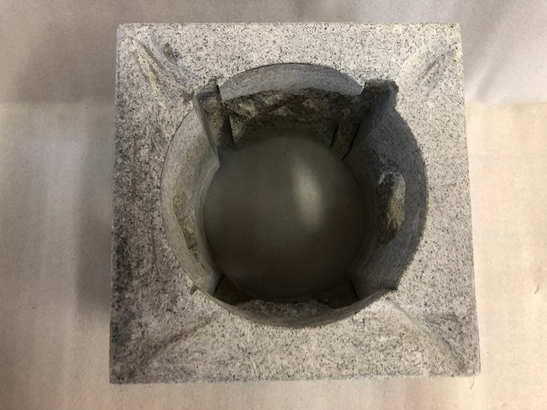 【石灯籠 火袋 一個】 透かし彫り 庭園灯 部品 ガーデニング