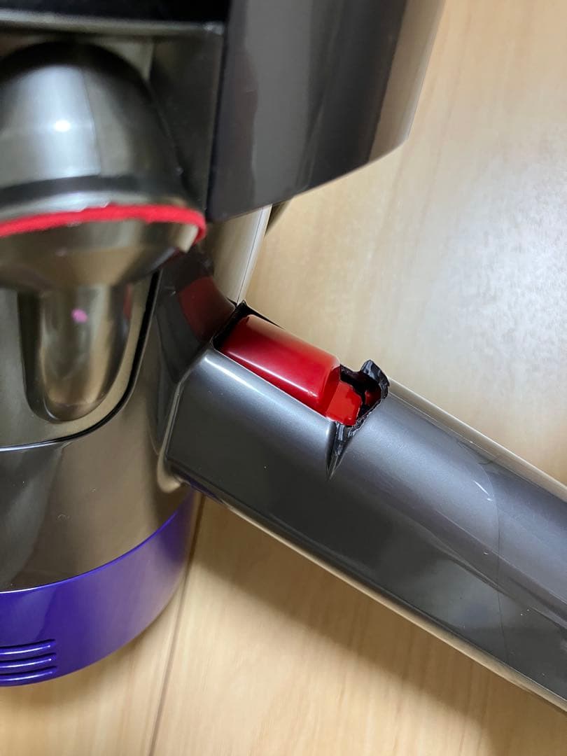 Dyson cyclone v10 fluffy ジャンク　掃除機　正規品