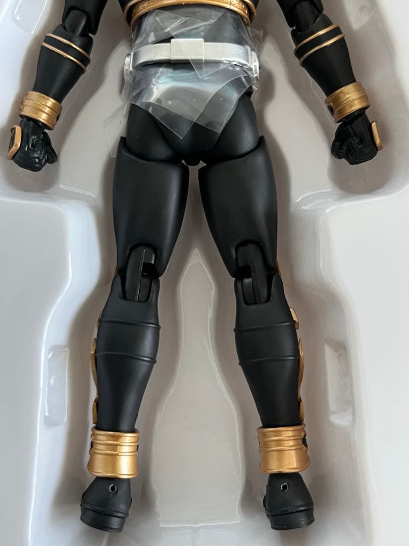 S.H.Figuarts真骨彫製法 仮面ライダークウガ アメイジングマイティ