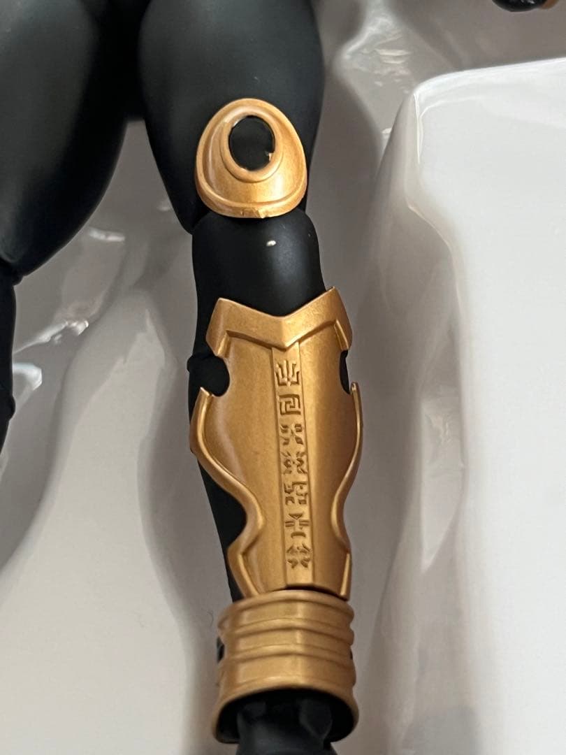 S.H.Figuarts真骨彫製法 仮面ライダークウガ アメイジングマイティ