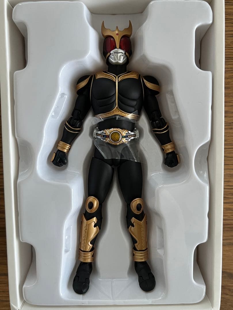 S.H.Figuarts真骨彫製法 仮面ライダークウガ アメイジングマイティ