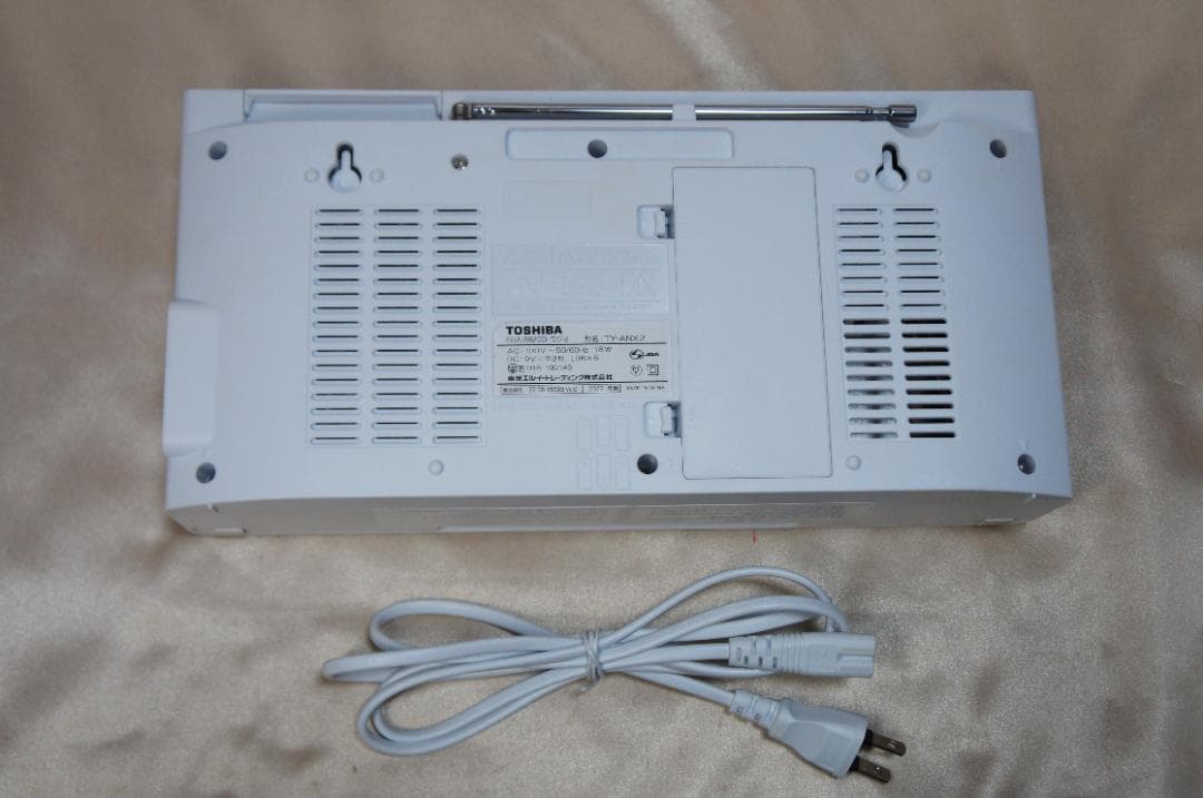 ☆とても綺麗☆東芝☆USB・CＤ・SD・ラジオ☆TY-ANX2☆TOSHIBA