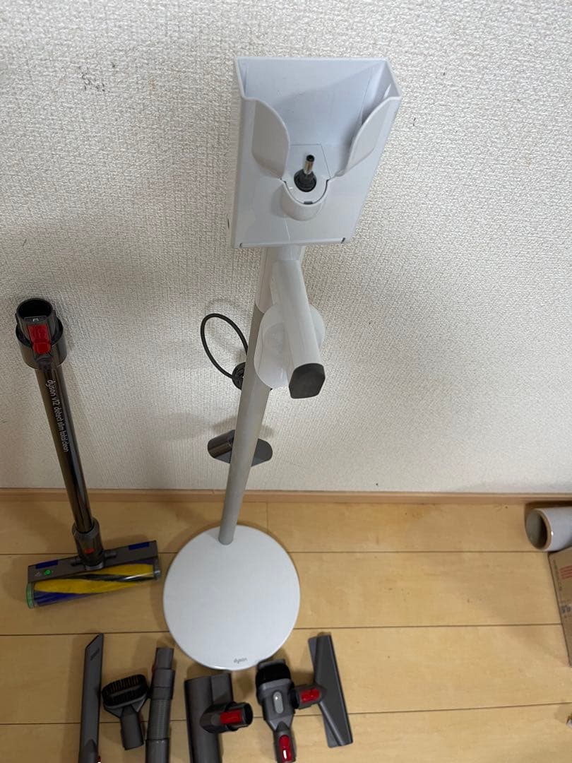 【美品】Dyson V12 SV20 Detect Slim スタンド付き