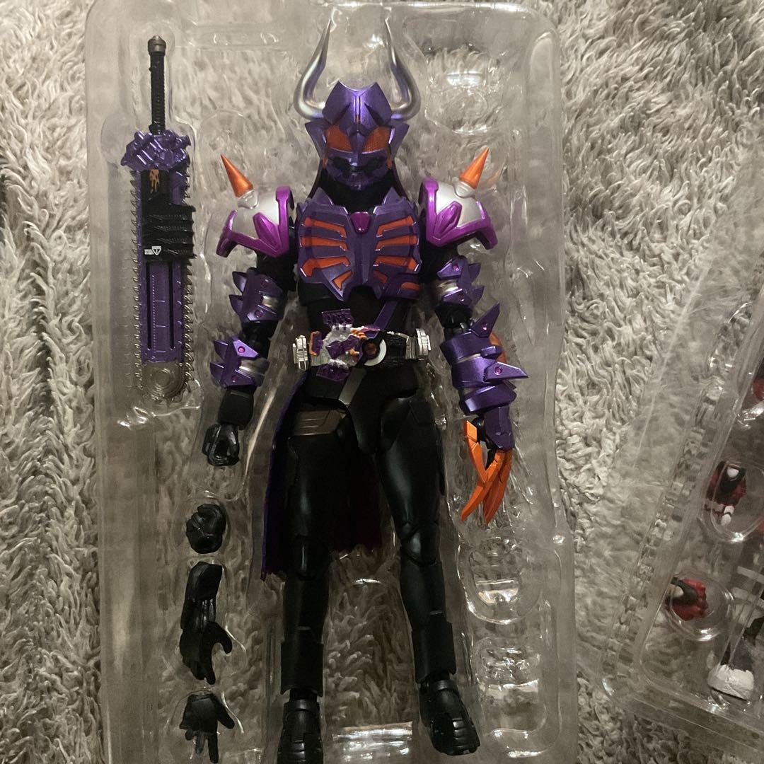 SHFiguarts 仮面ライダー バッファ ゾンビフォーム &仮面ライダー雷