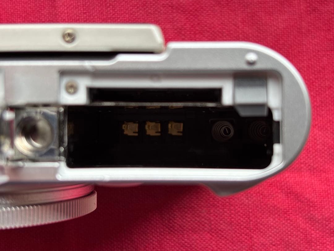 CASIO EXILIM EX-ZR3200 ホワイト 美品