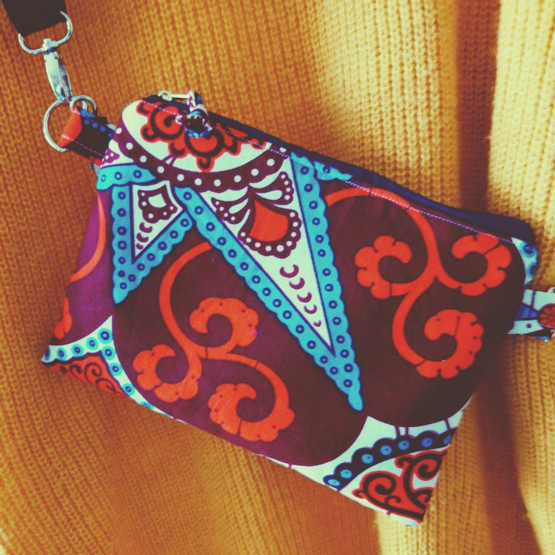 アフリカ布シリーズ　トートバッグ　BIGsize　ハンドメイド　サブバッグ付き