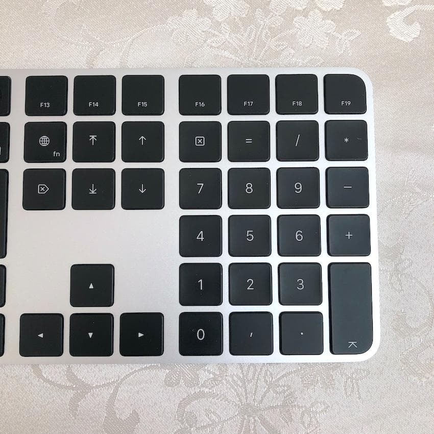 優良品｜Touch ID｜ブラック｜Magic Keyboard｜JIS｜純正