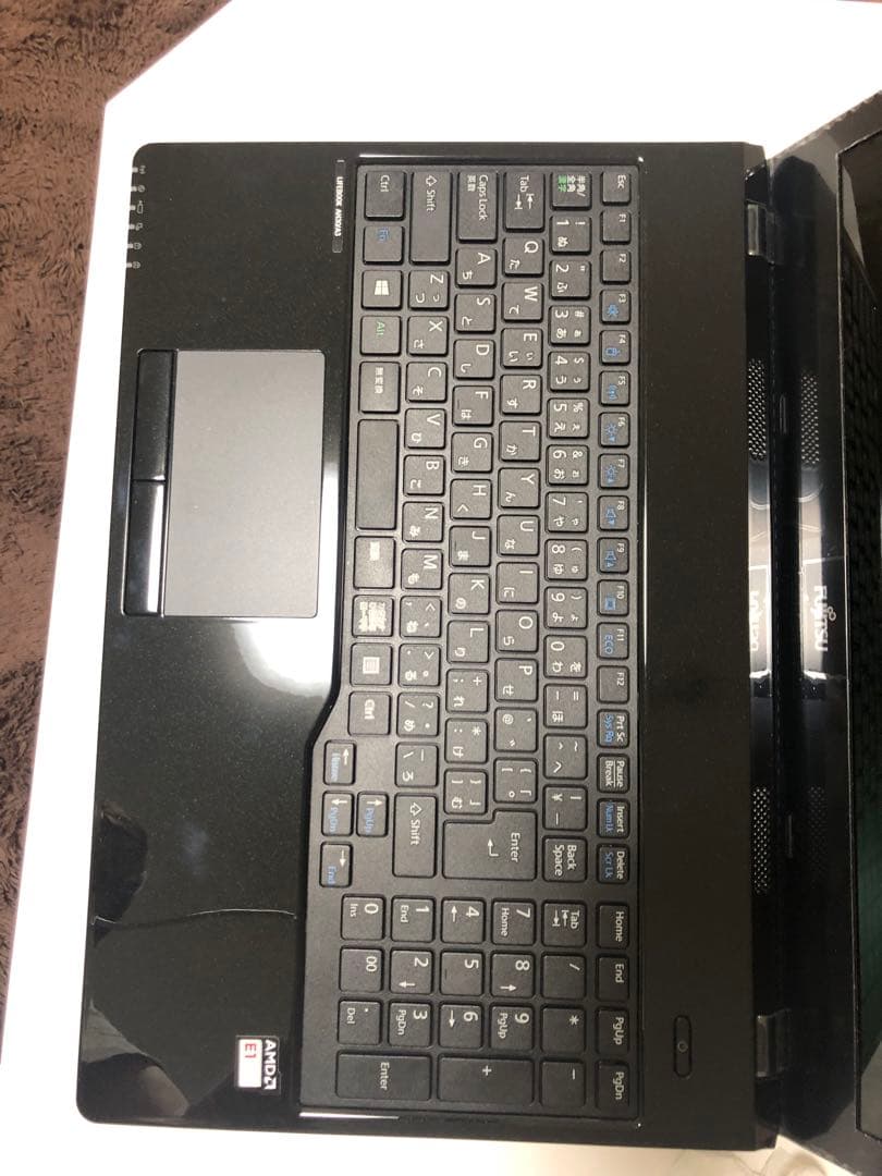 FUJITSUノートパソコン　LIFEBOOK AH30/A3
