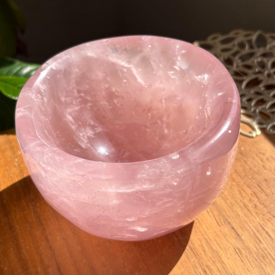高品質 天然石 マダガスカル産ローズクォーツ ボウル895g