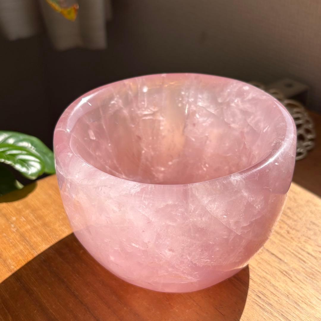 高品質 天然石 マダガスカル産ローズクォーツ ボウル895g