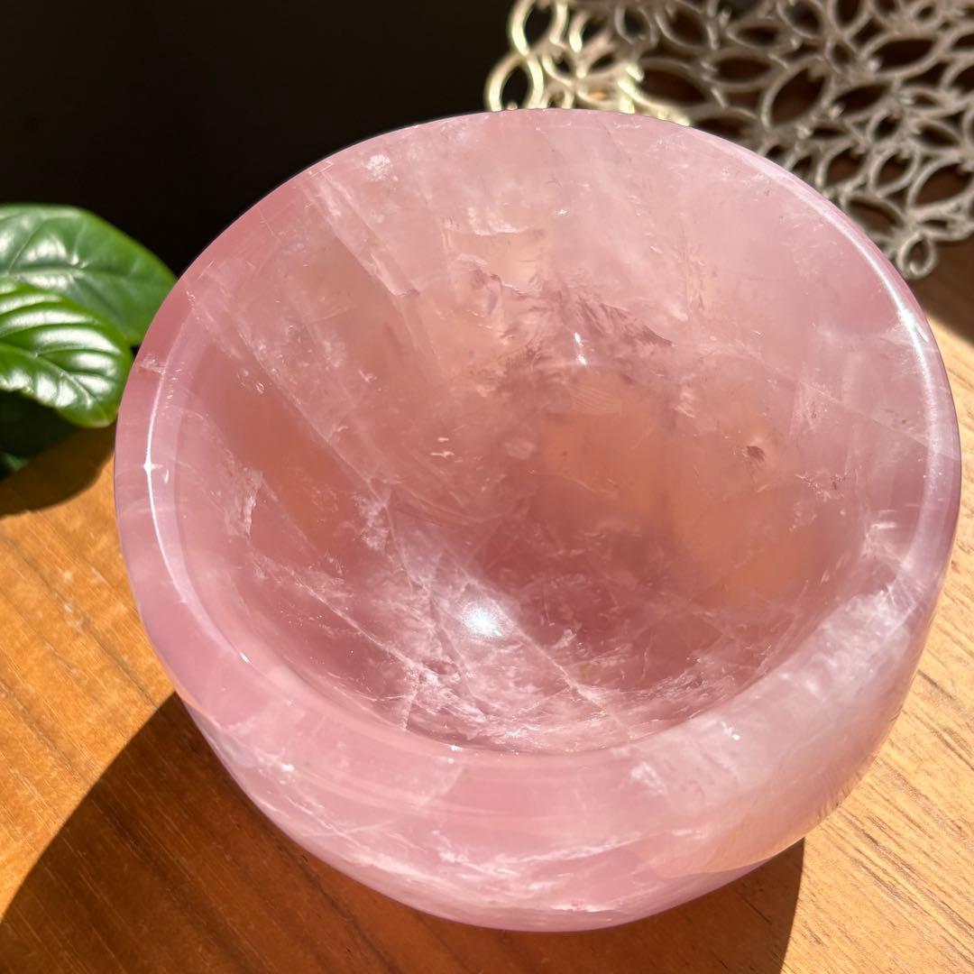 高品質 天然石 マダガスカル産ローズクォーツ ボウル895g