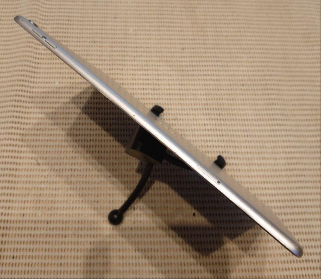 DMPTC完動品SIMフリーiPad Pro9.7インチ本体128GB送料込