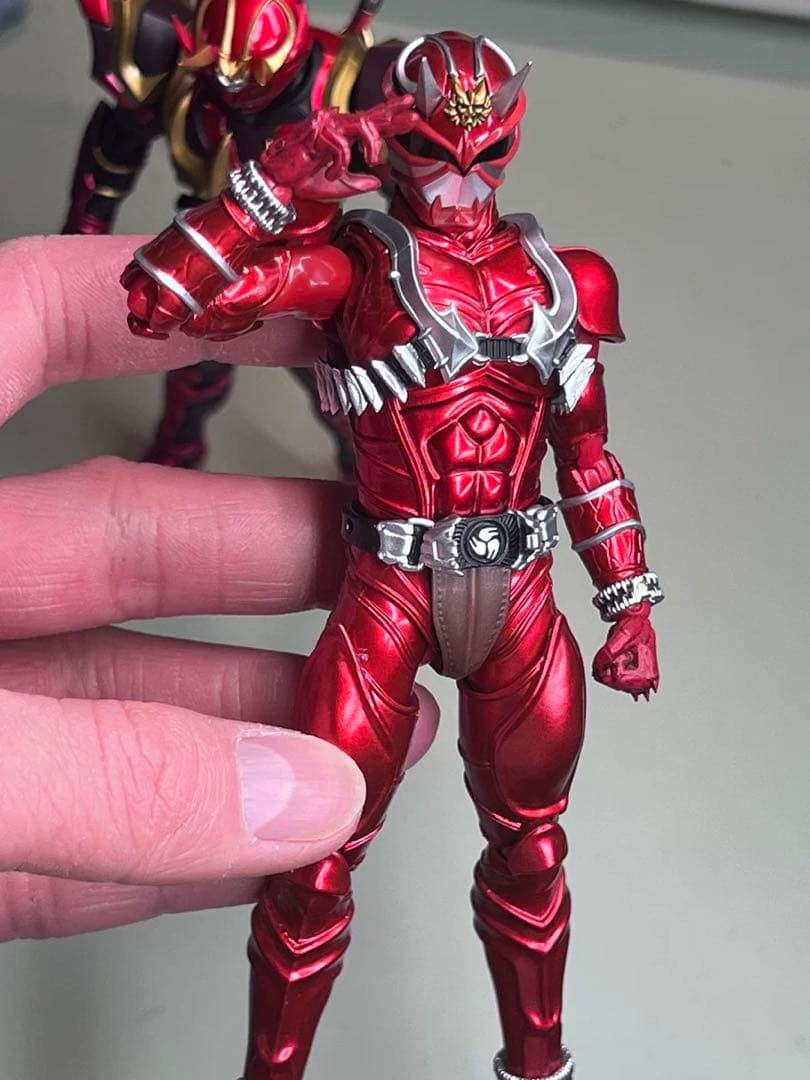 s.h.figuarts 仮面ライダー響鬼紅　腰パーツ