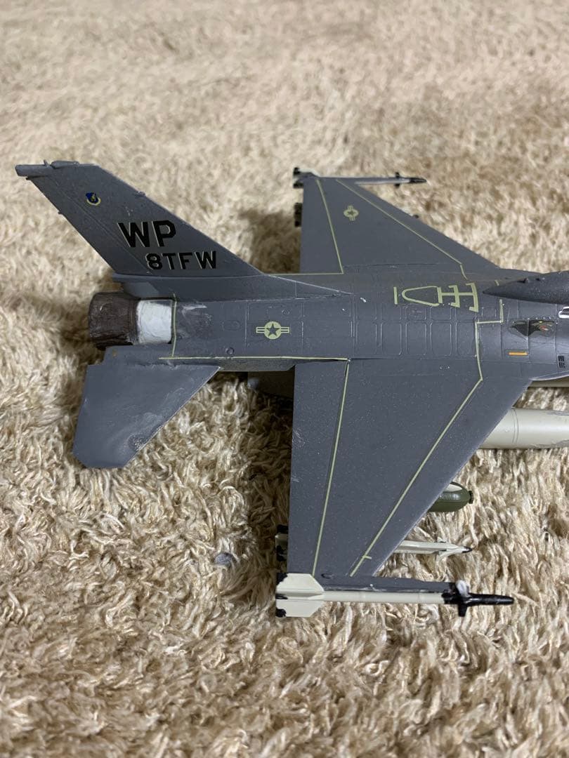 Fー16AとFー16B PLUS ファイティング ファルコンのセット売り