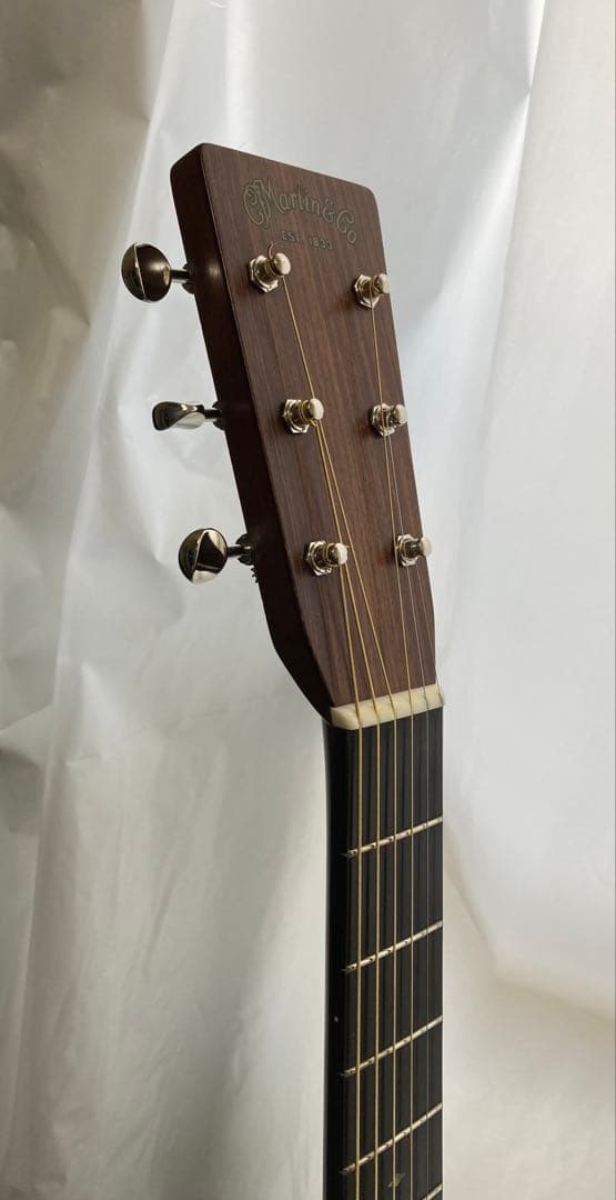 Martin HD-28V 2002年製　ブルーケース付属　送料込み！